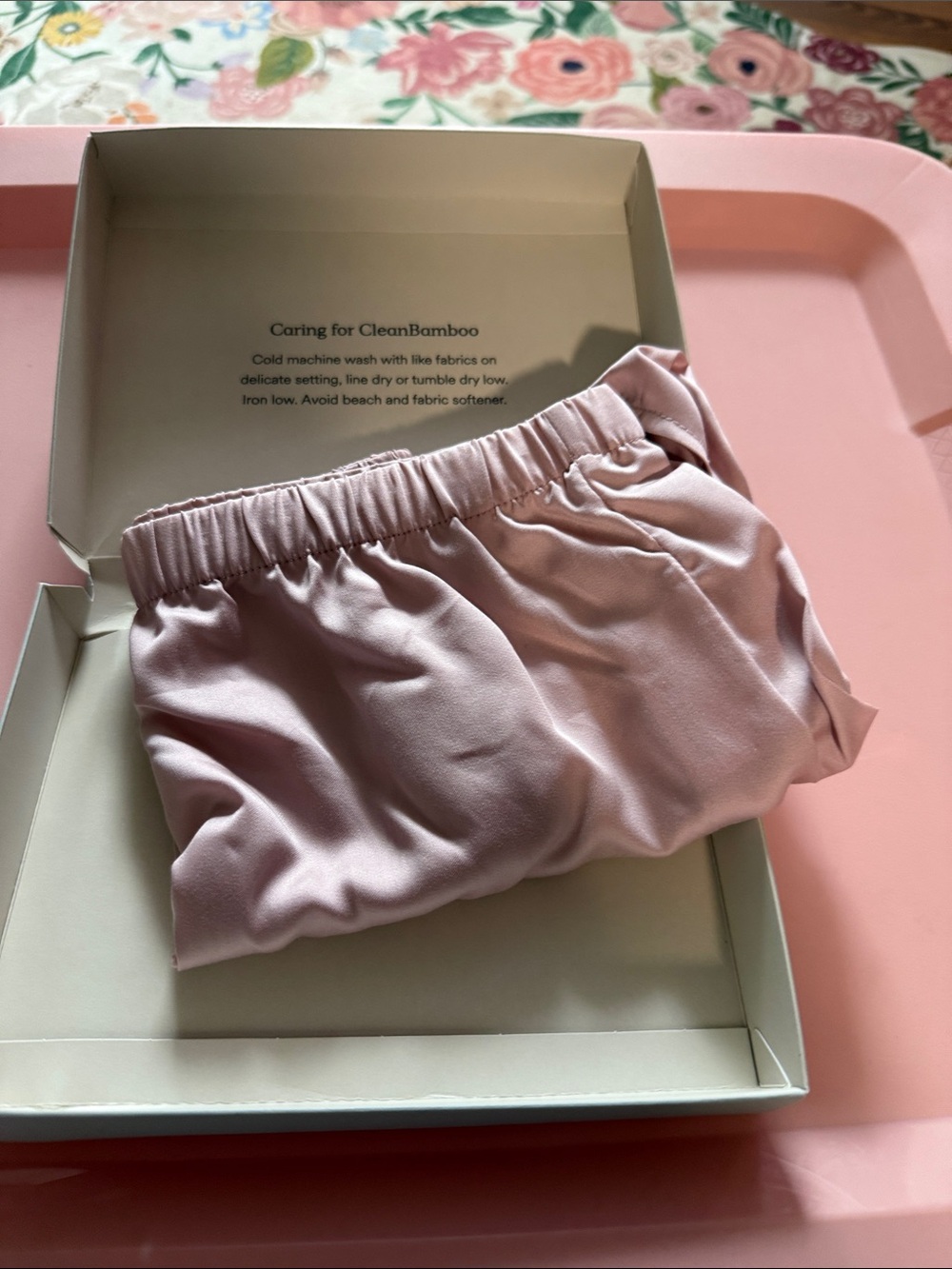 Ettitude High-Waist Bamboo-Elastic Rose Shorts